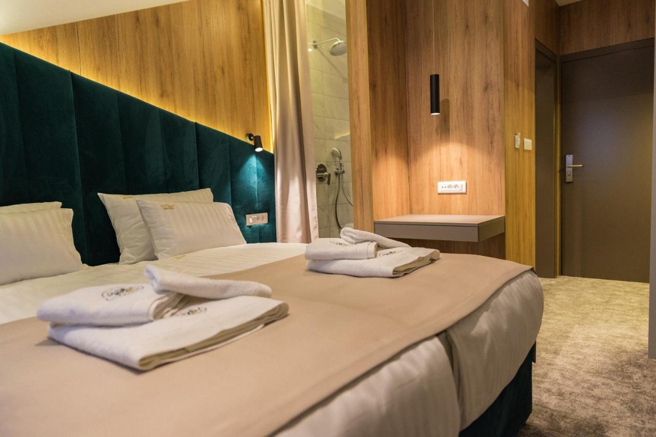 Hotel Forest Pale Eksteriør billede