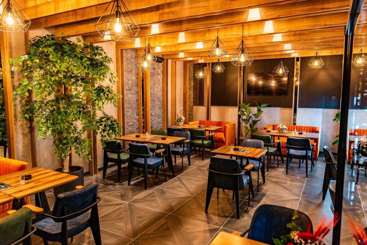 Hotel Forest Pale Eksteriør billede