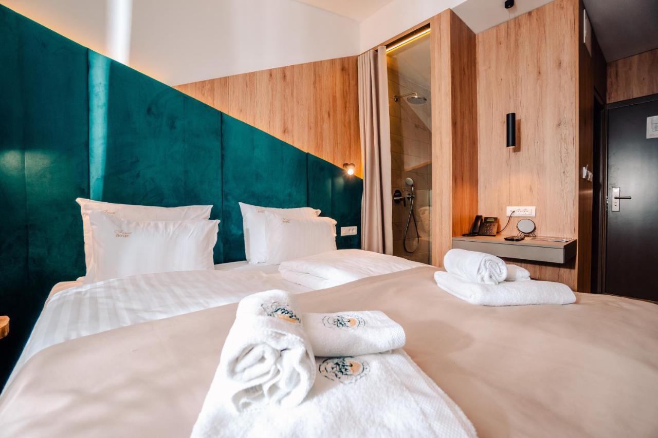 Hotel Forest Pale Eksteriør billede